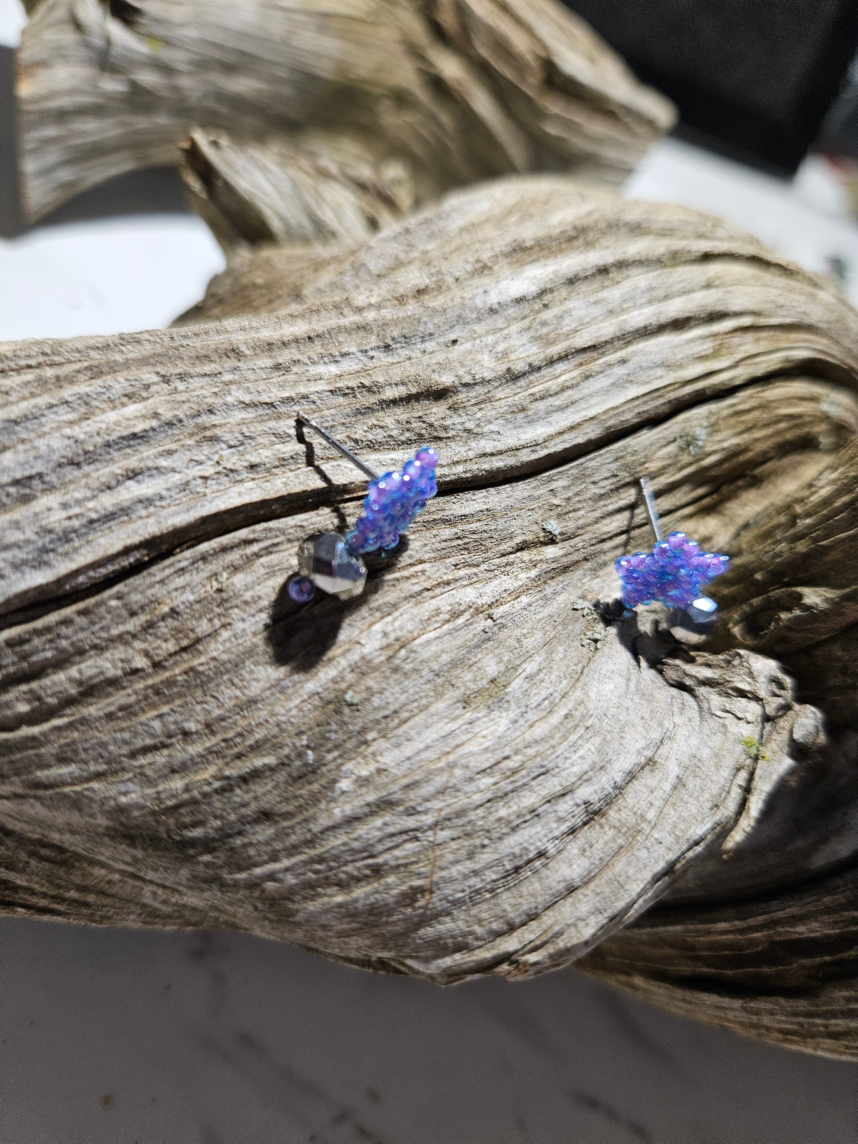 Star stud earrings