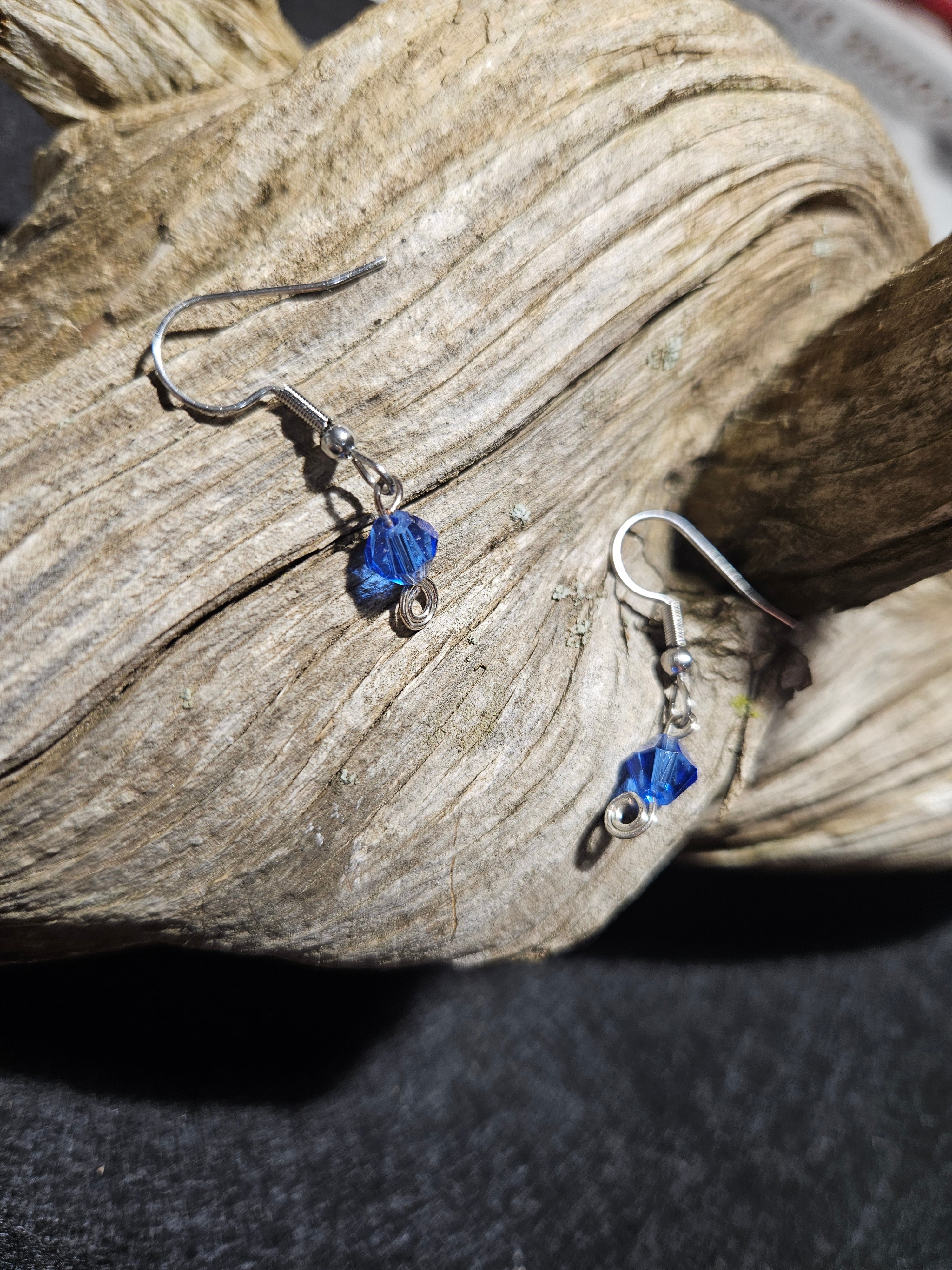 Dangle earrings