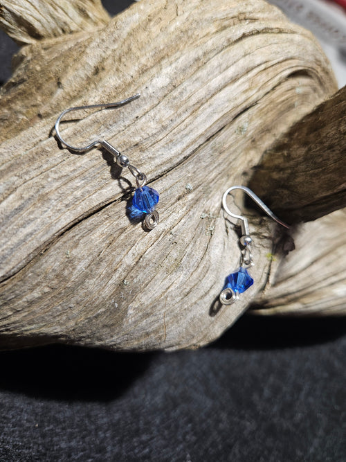 Dangle earrings