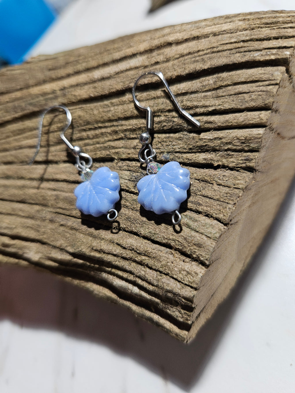 Blue mapple leaf dangle earrings