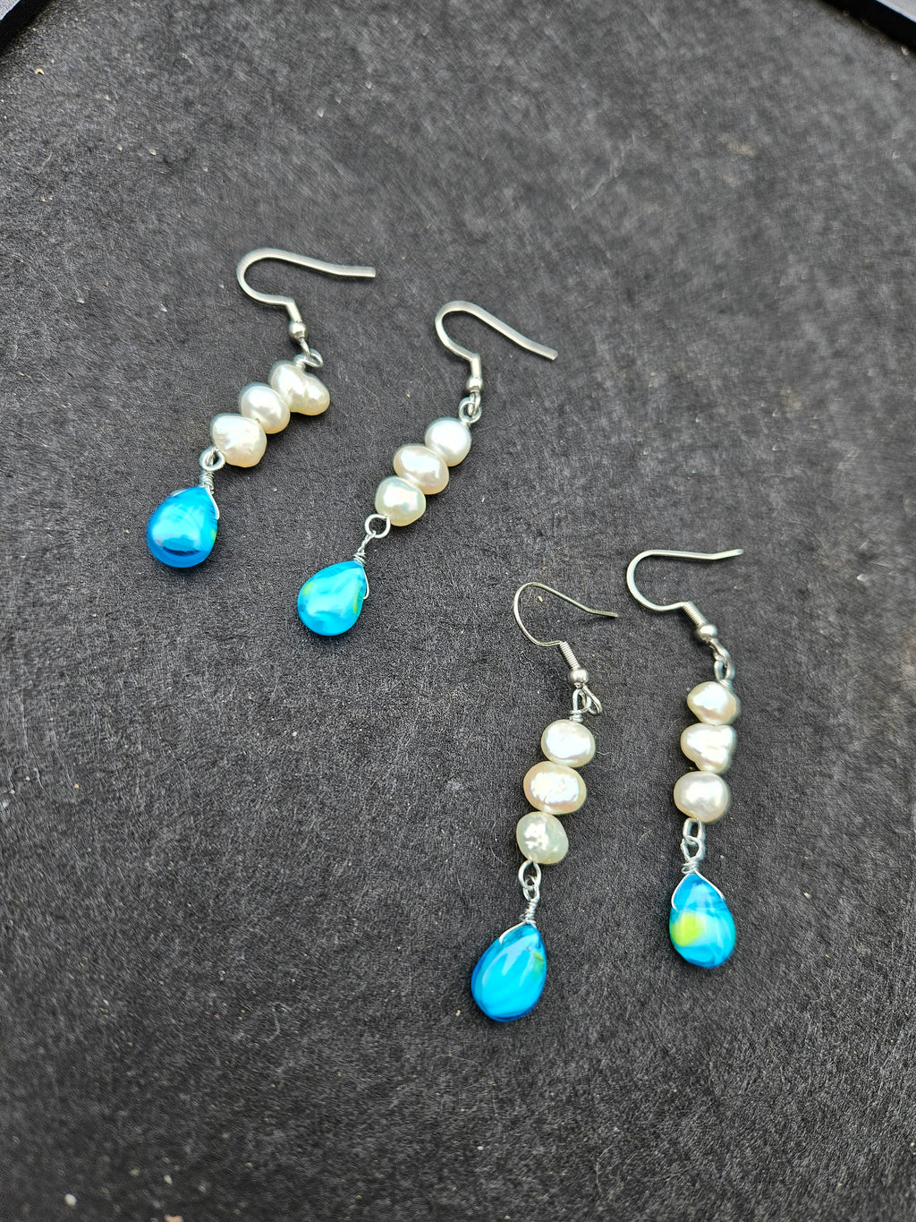 Fresh water pearl dangle earrings