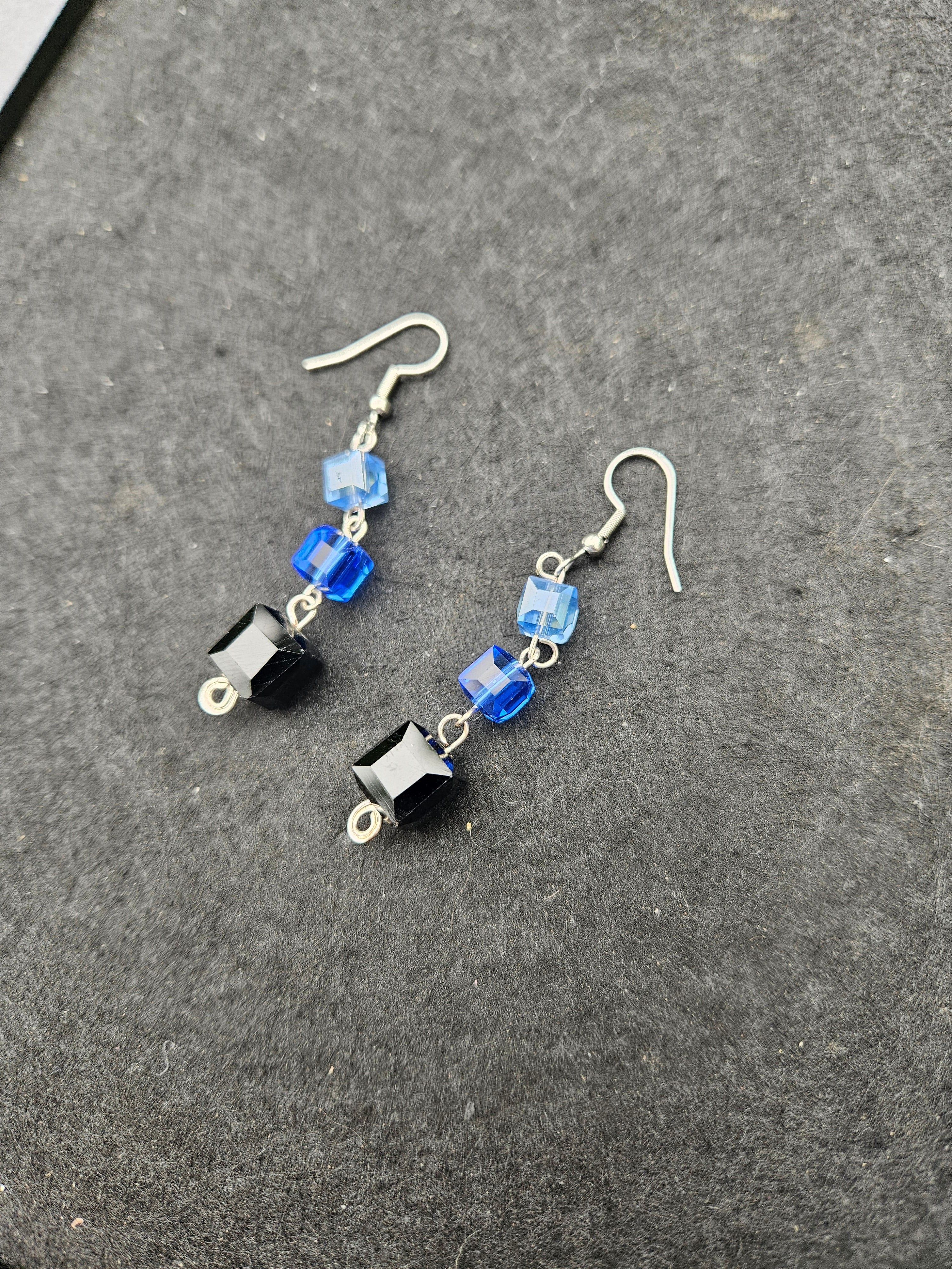 Square dangle earrings