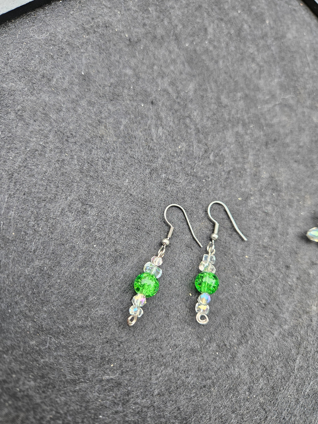 Green dangle earring