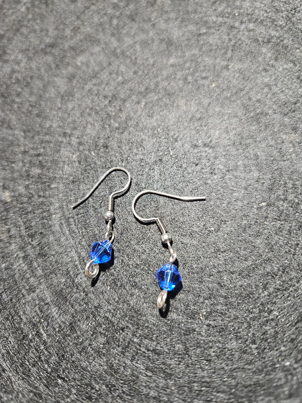 Dangle earrings