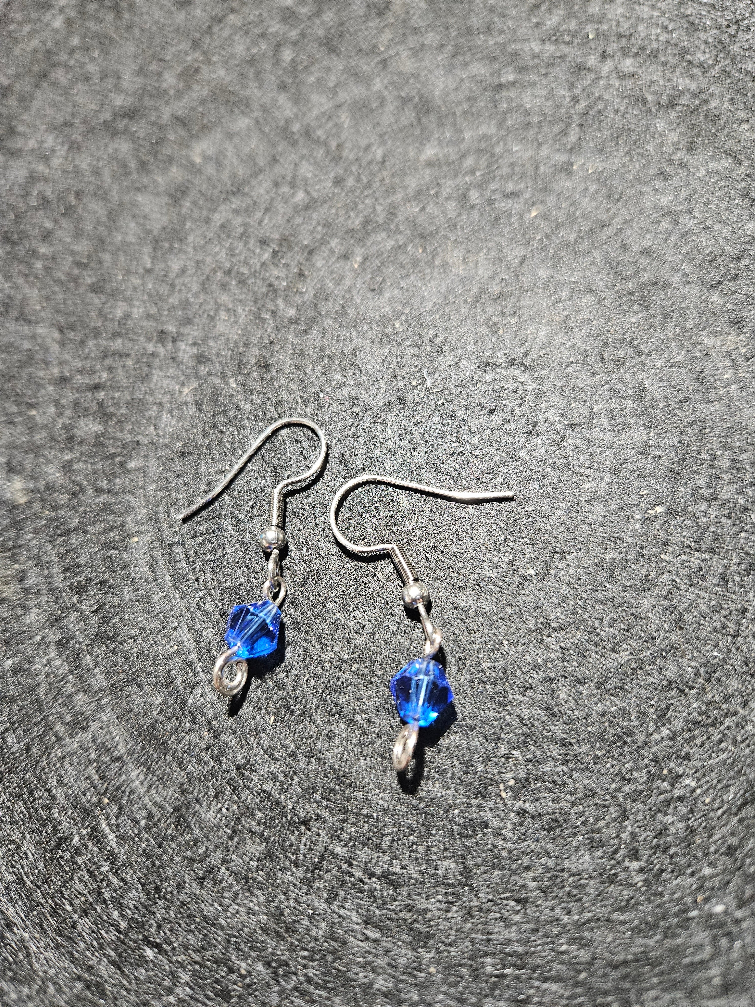 Dangle earrings