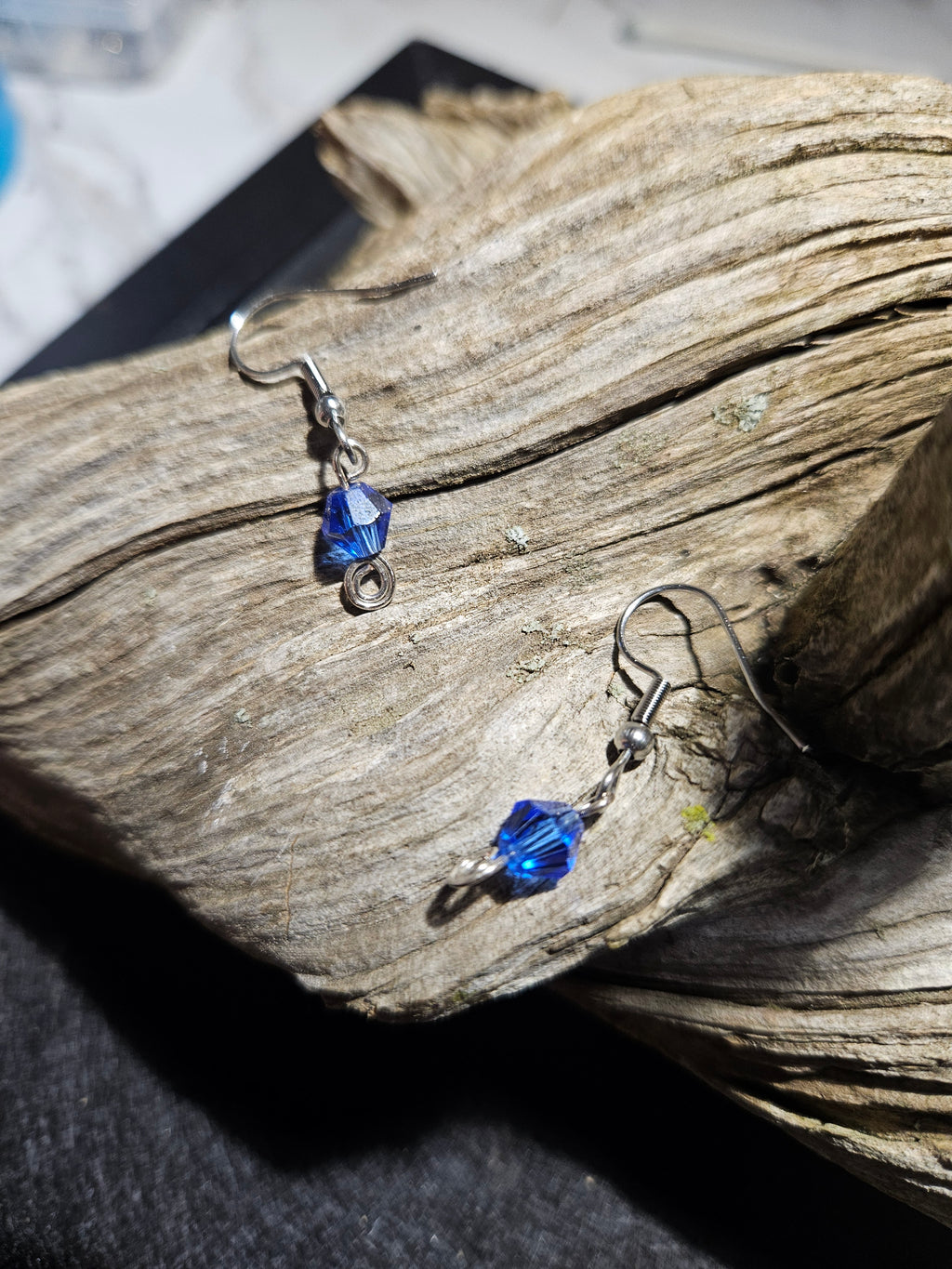 Dangle earrings