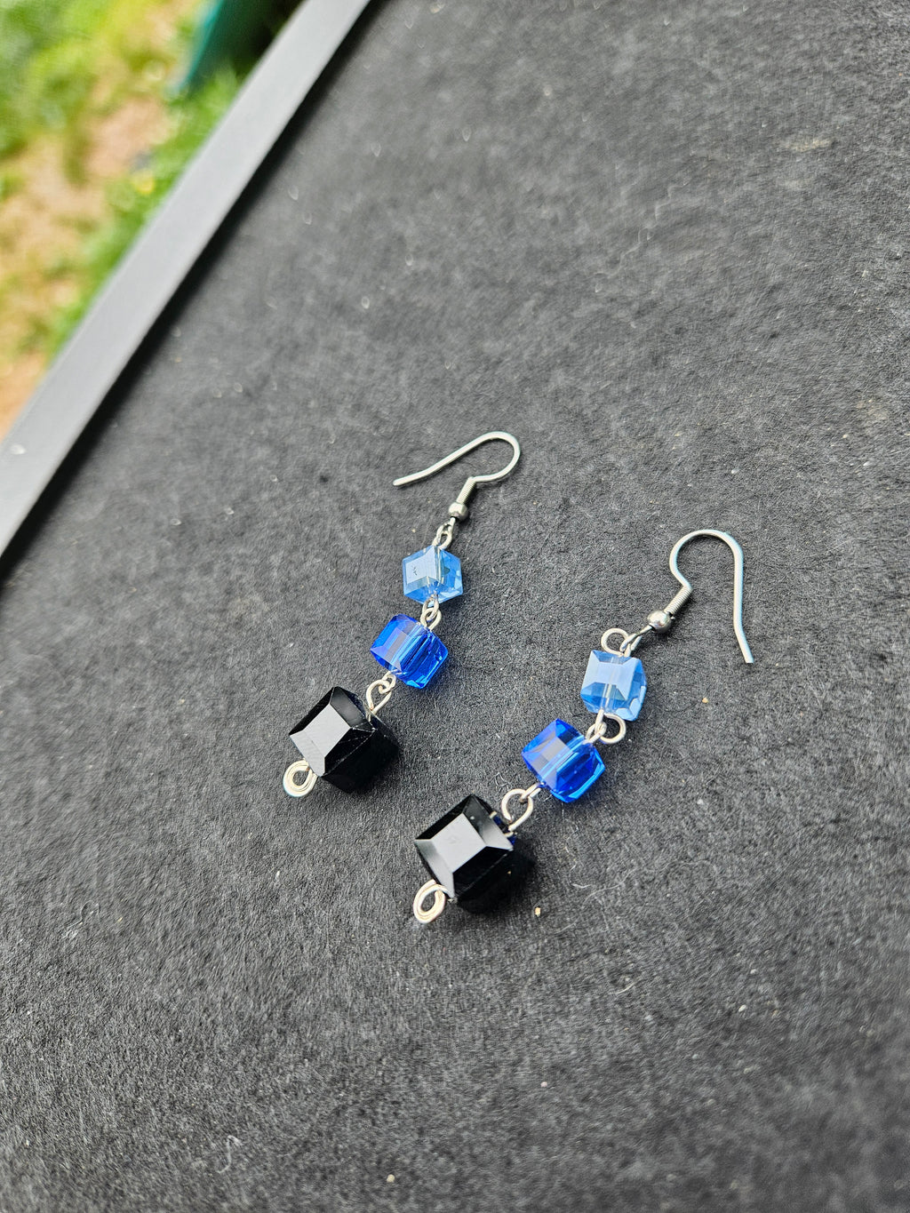 Square dangle earrings