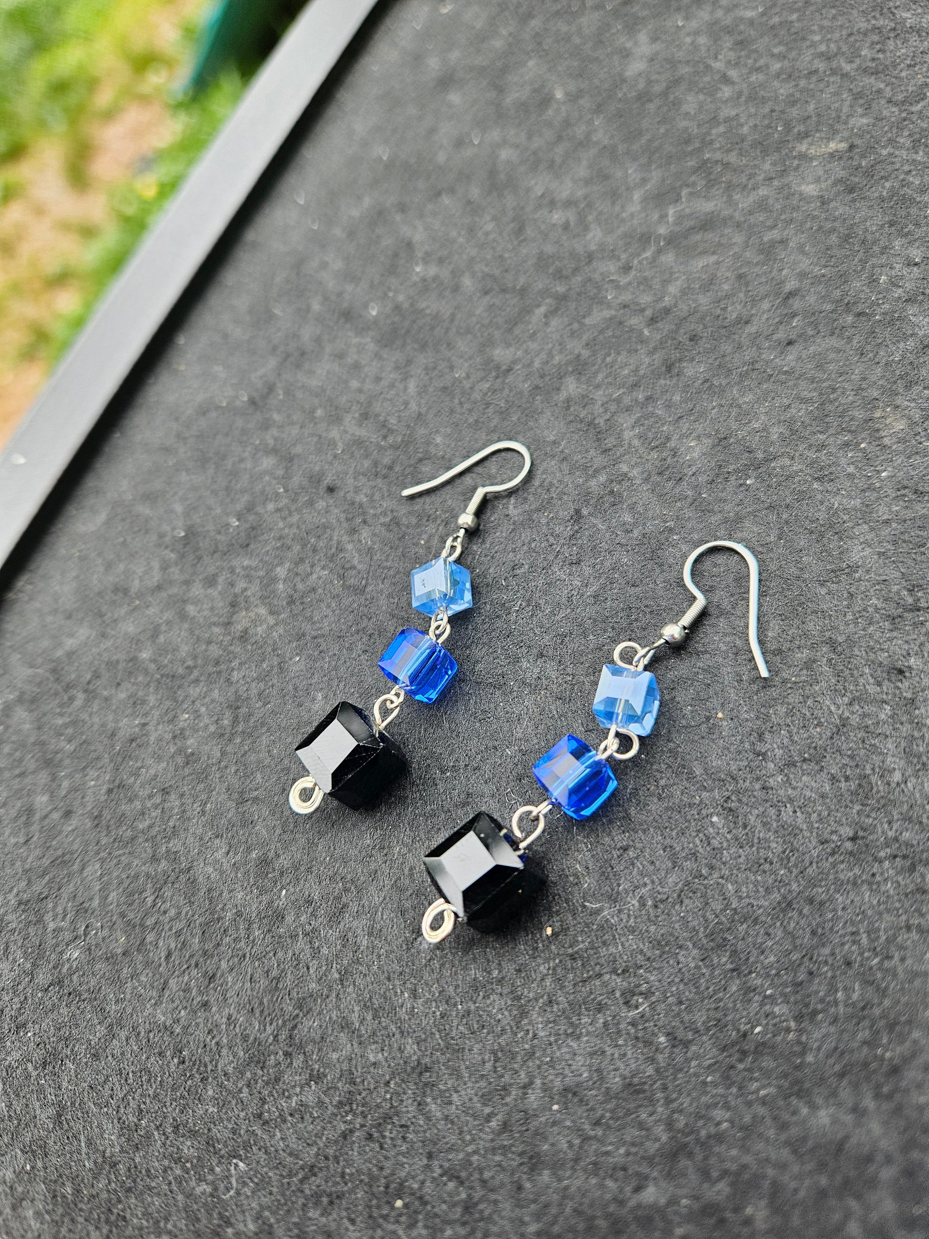 Square dangle earrings