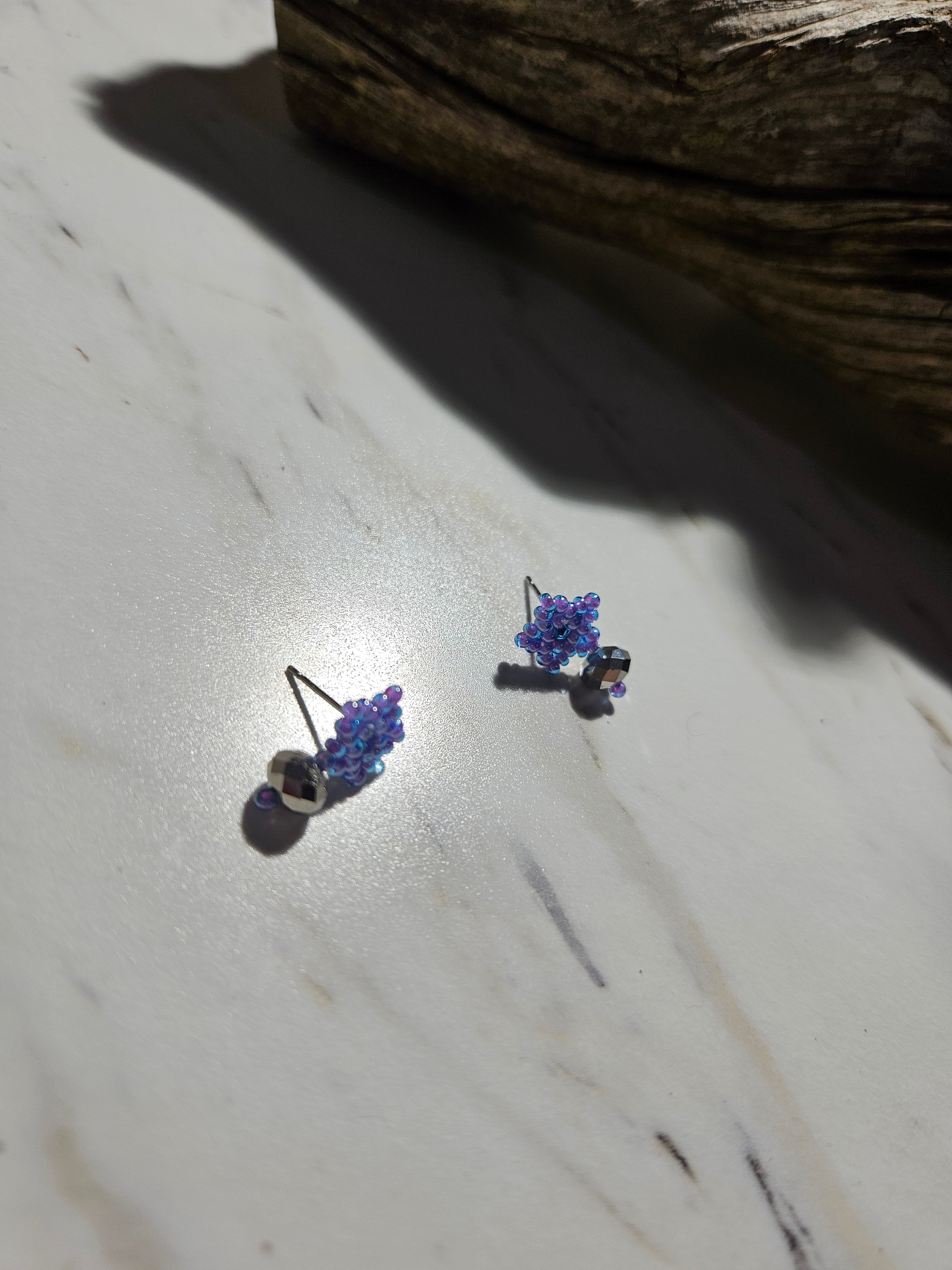 Star stud earrings